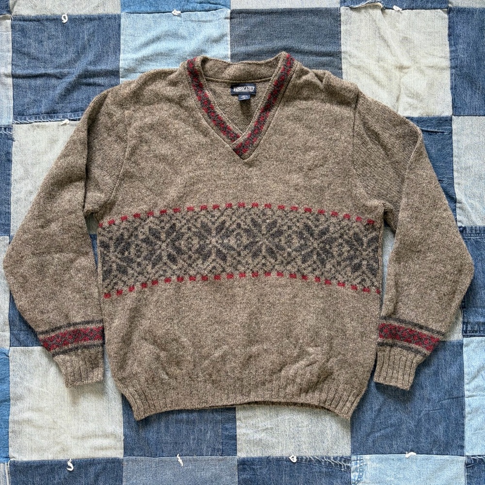 Lands End Vintage knit sweater wool blend made in usa patterned v neck size M
